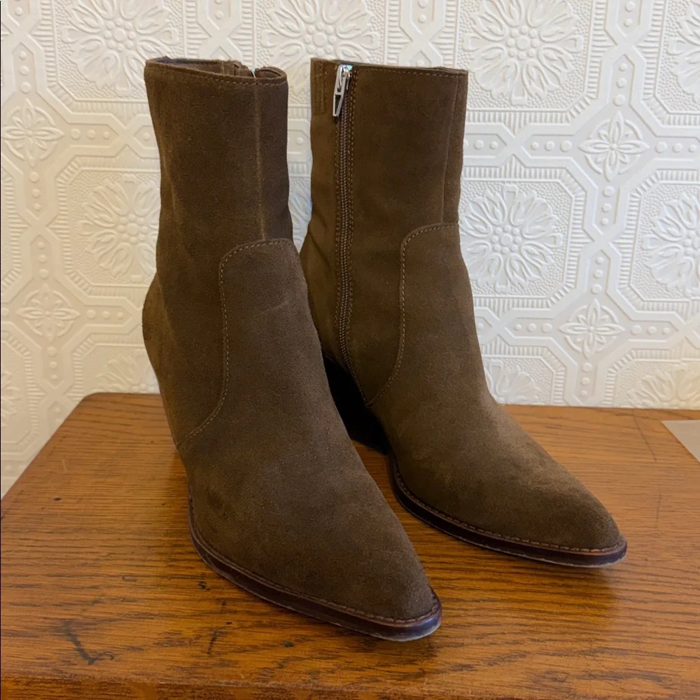 ⬇️ Dolce Vita Women’s Volli Leather Western Pointy Toe Booties Sz 9.5 Dark Brown - Picture 3 of 11